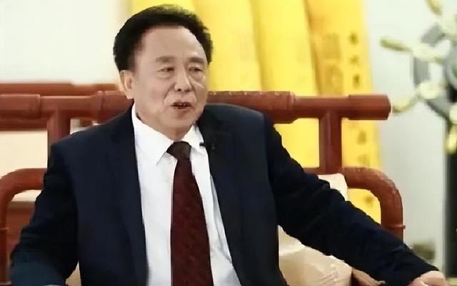 包养10位情妇，睡觉翻牌生下11个私生子，最小情人竟还是零零后！