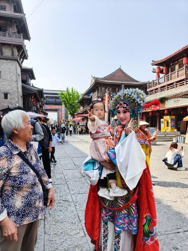 五一来看“一出好戏”！2026豫剧文化艺术周游玩攻略来了！