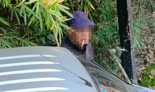 南京一动物园二手烟泛滥，动物园：将强制内部人员禁烟，并规劝游客吸烟行为