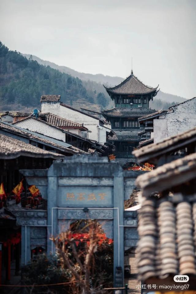 旅游新宠！成都最快1h可达的10个川内宝藏县城，景色封神！好吃好耍！你最想去哪个？