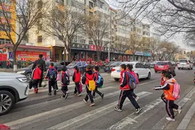 泗洪多校上学时间调整图片