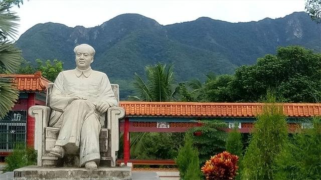 县级干部发现山头很像毛主席，引发国家高度重视，改造成：毛公山