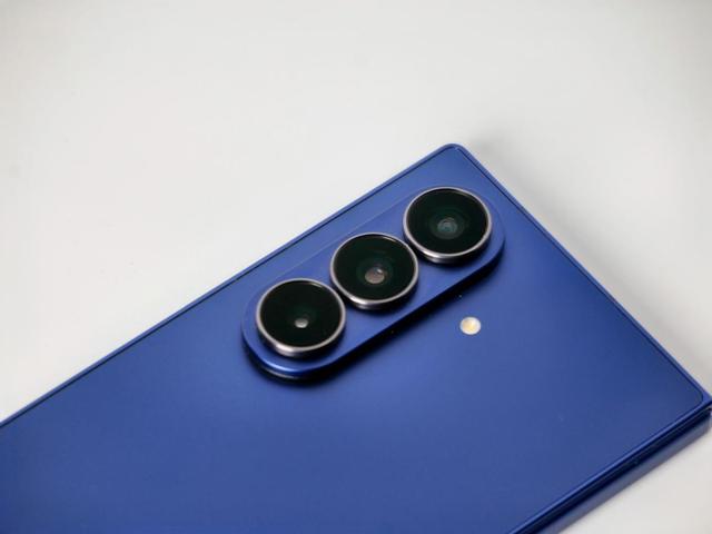 减重成功的折叠屏标杆 三星Galaxy Z Fold7体验再升级
