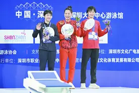 12岁中国少女破纪录！世界泳联：轰动性人物图片