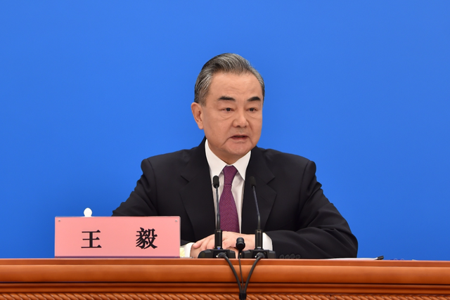 泰国新武器猛打柬埔寨，洪森对华求助；中方出高招，锁死东盟大局