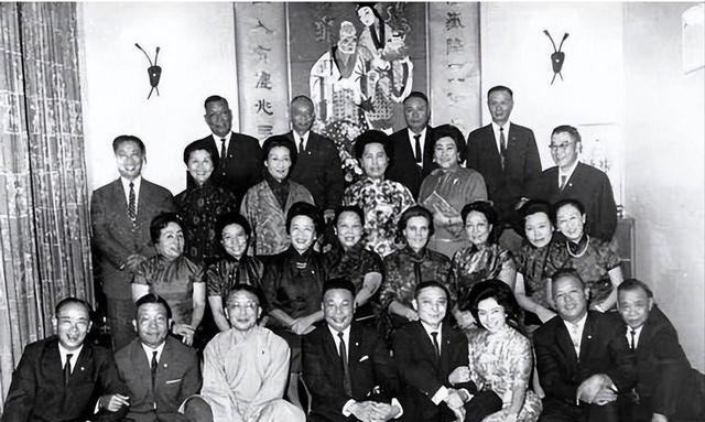 蒋家第四代长公主称，与蒋家已无来往，嫁给英王室后裔生四国混血