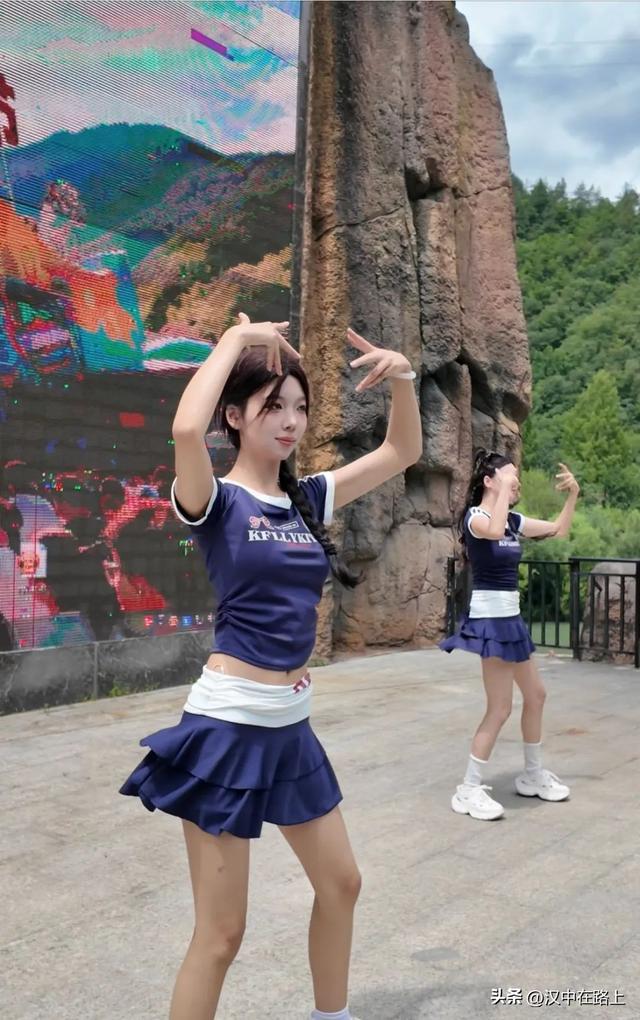 周末趣浪指南 | 留坝栈道水世界，清凉不NG！