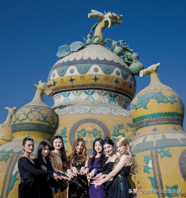 新疆阿瓦提县第二届金胡杨节“胡杨公主”评选演绎美丽动人故事