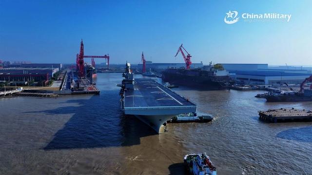 美媒称中国076突击能力超越法国航母