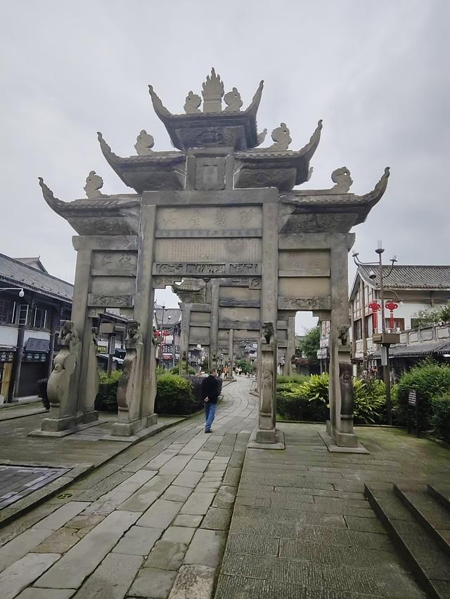 南行漫记：不去内江，直奔隆昌，看中国最大的牌坊群