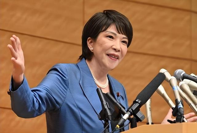 日本天皇亲自出山，对中国的反击正式开始	，高市早苗憋出了一妙计