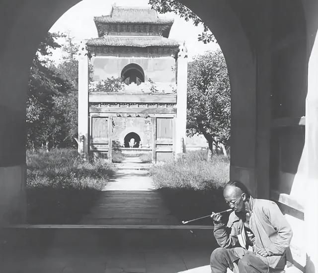 大清已亡了111年，清东陵为啥还有守陵人，是谁给他们支付薪酬