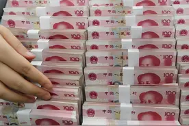 银行的存款达到多少，才能成为VIP客户？今天总算知道了图片