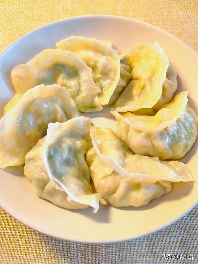 冬至吃饺子！酸菜和白菜先让让，3种“鸿运馅”福日最香，别错过