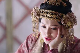 耶律贤死前不久，萧燕燕高梁河大败宋军，赵光义：她与韩德让私通图片