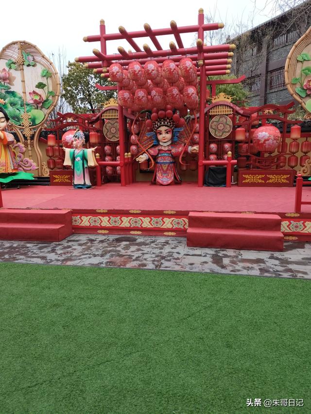 马年初10独自开封清明上河园记。