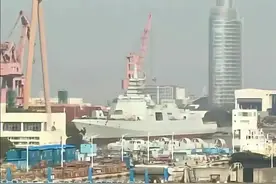 第二批次055建造完毕？外形与第一批无异，内部变化必然很大图片