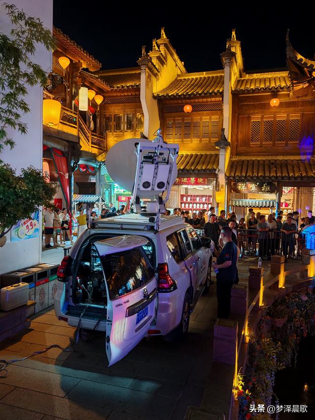 千灯摇橹处 夜宴三千年 ——央视直播里的祥云湾时空折叠夜