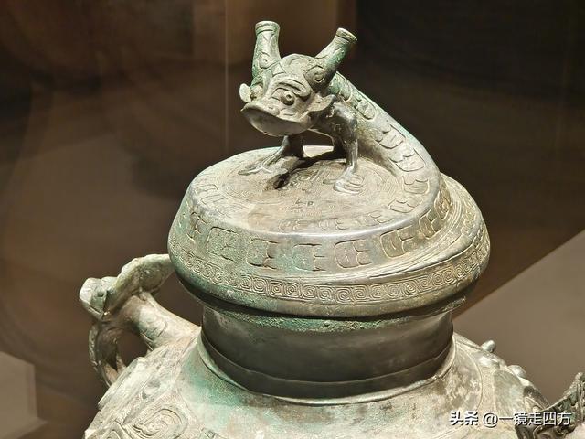 在辽宁省博物馆新馆的一楼特展区，能集中看到不少这里的镇馆之宝