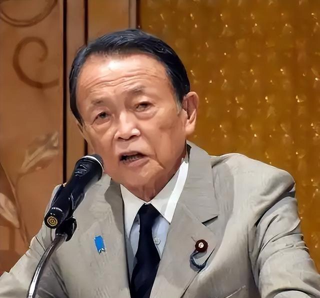 中日贸易战将至？麻生太郎定调，高市拟下禁令，中方先行出手反制