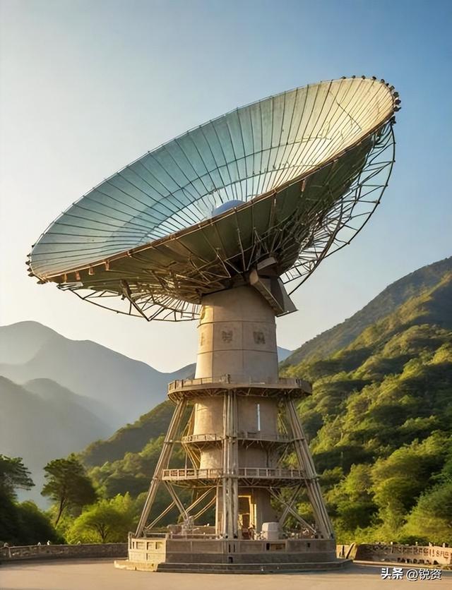 11亿光年蓝色闪光揭露！宇宙高能事件，上演撕星惨案