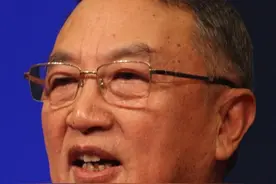 柳传志为什么被誉为“中国企业教父”？图片
