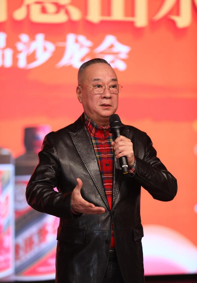 当东方水墨邂逅玉液琼浆？醉美冠中·酒意山水演绎跨界美学新范式