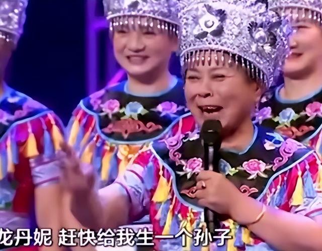 从主持人到"精神病"	，49岁无妻无子的李维嘉，给不婚人士提了个醒