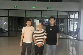 内蒙古一男子虚构“显赫”身份帮人安排工作……图片