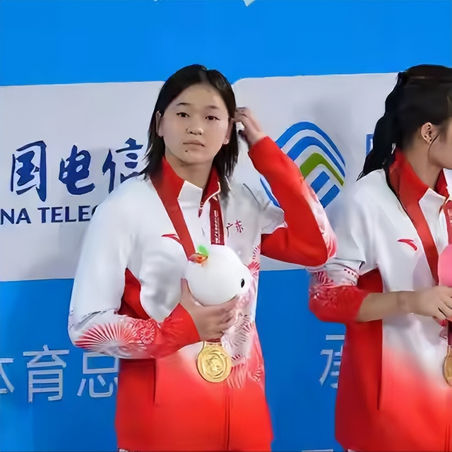 不愧是全红婵！全运会后干了两件大事，难怪成龙这样评价她