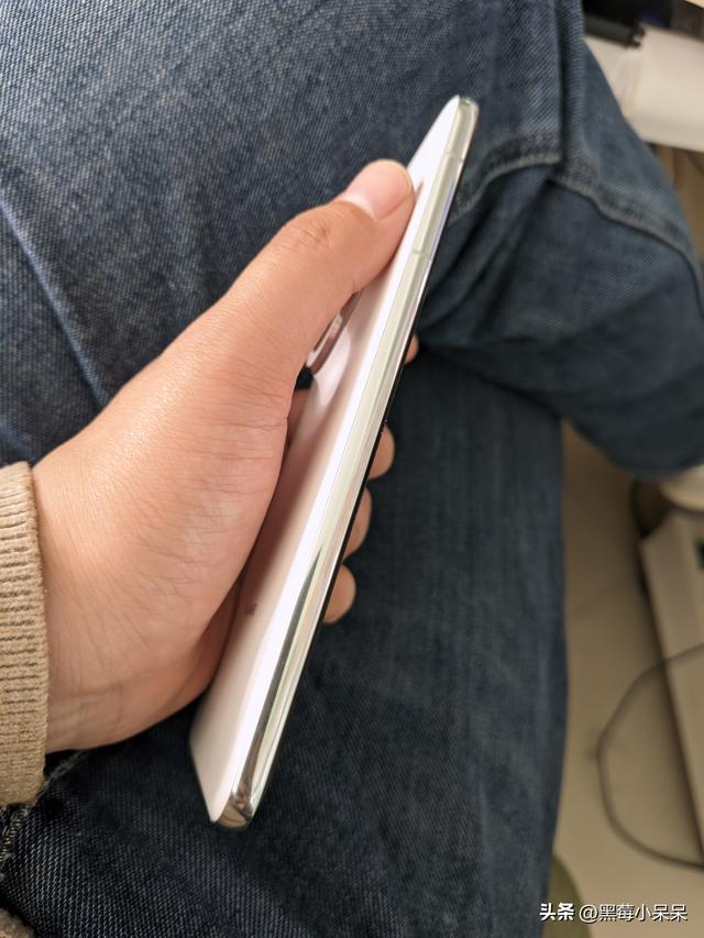 说说华为mate 70pro 优享版本优缺点