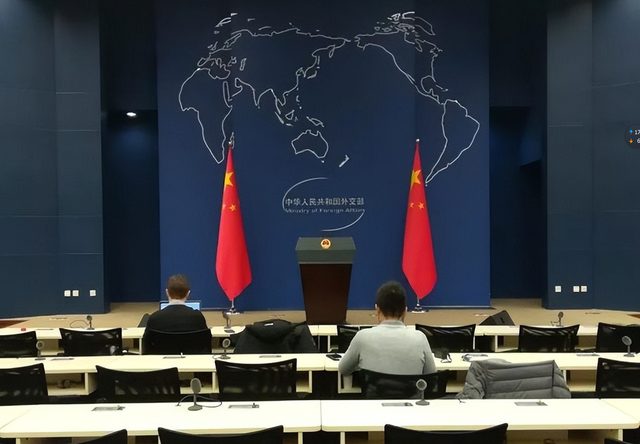 中国精准反制日方关键人物，下令立即执行，高市武力护台将破产？