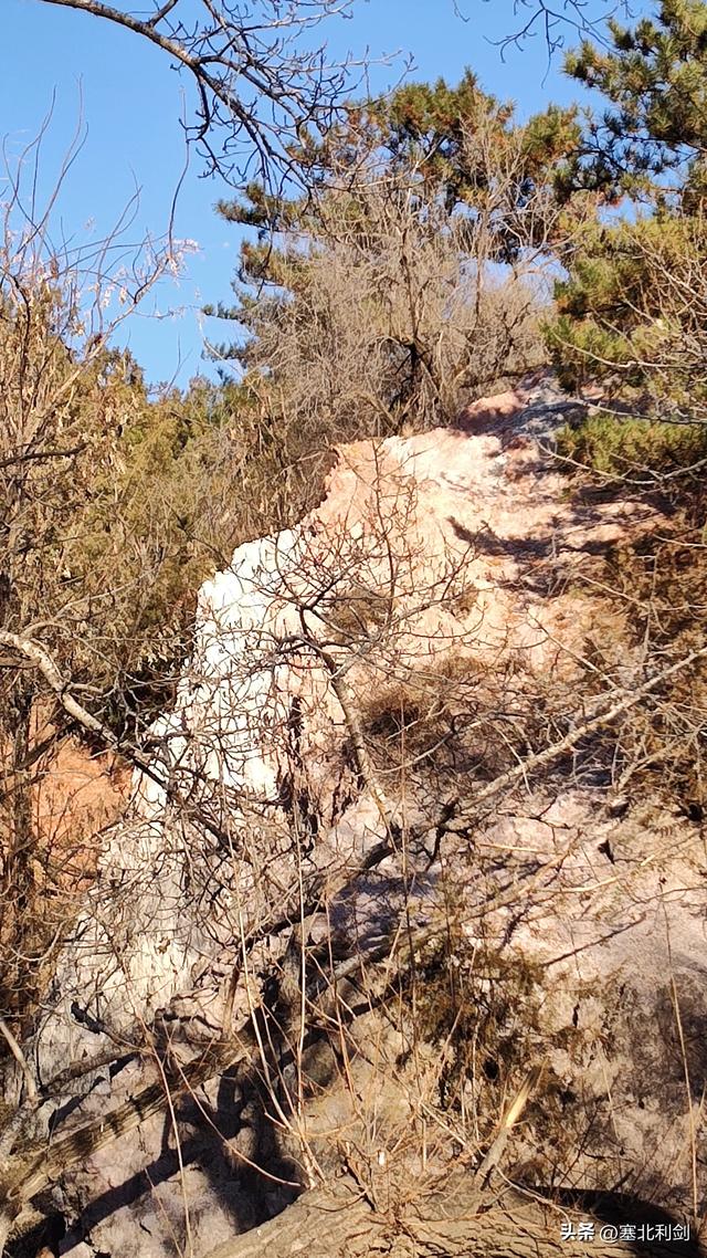 张家口市郊区还有如此丹霞地貌！