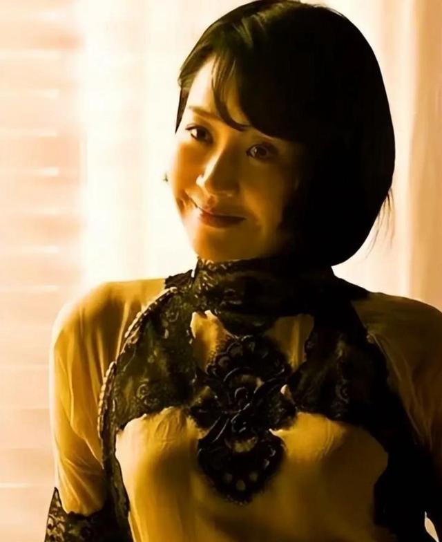 她一生 “风流成性、老少通吃”，撩汉无数	，现如今57岁却依旧单身