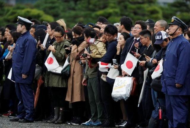 中国误判日本？高市凶狠反扑，年轻一代抱怨中韩“翻旧账”