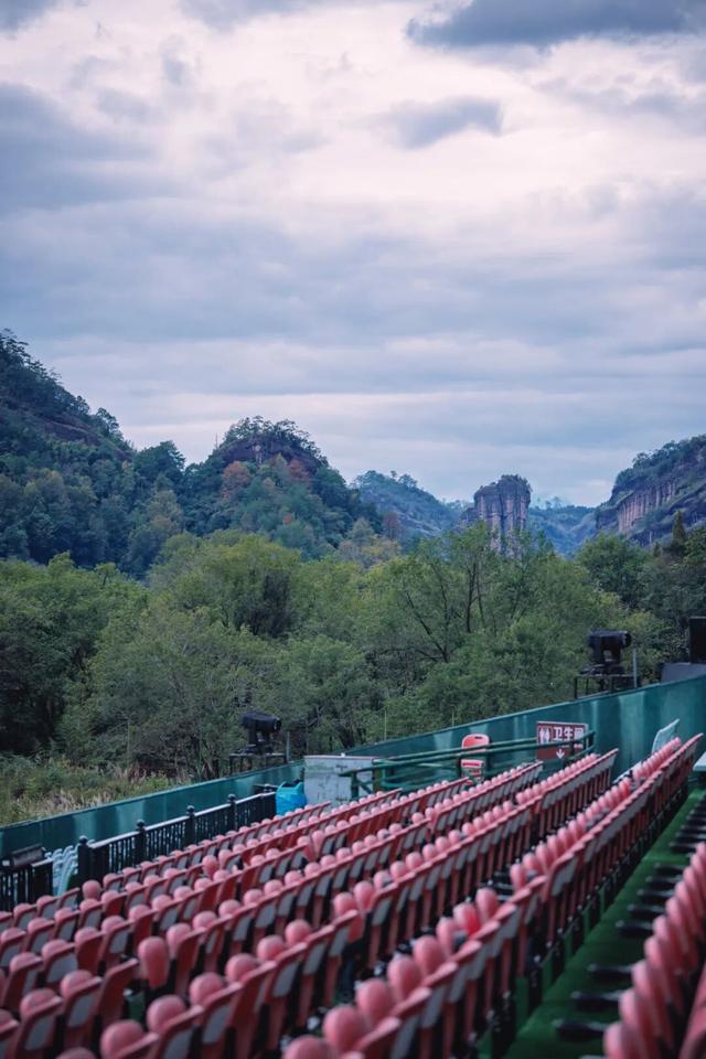这个冬天，把印象大红袍的「空镜头」，存进你的取景框。