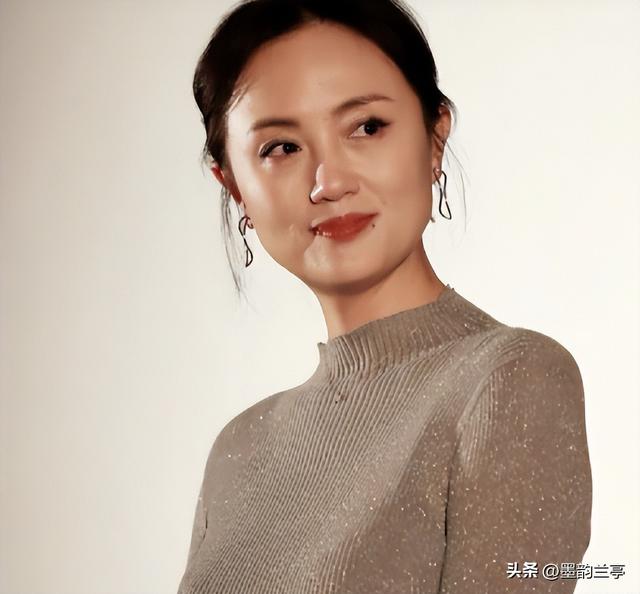 朱媛媛去世仅三个月，辛柏青就被撮合娶马伊琍过日子，简直太荒唐