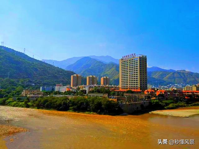 云南的火炉县城之一，只有夏天没有冬天，你知道是哪里吗？