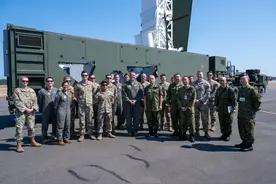 美军命令日本收下中程导弹，上海等处于打击之内，给我们提了个醒图片