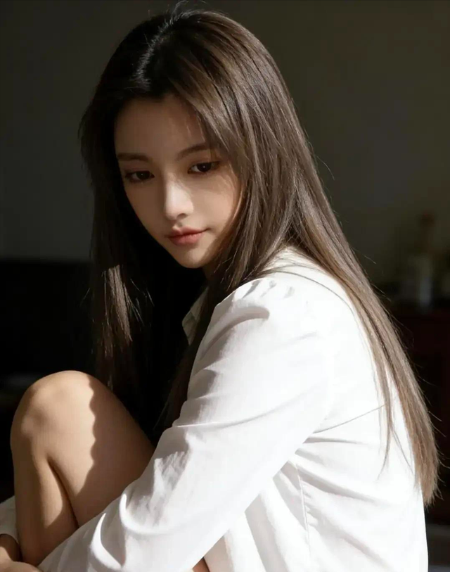 浙江嘉兴一名媛，175cm皮肤白到发光，身材也很顶级，太美了