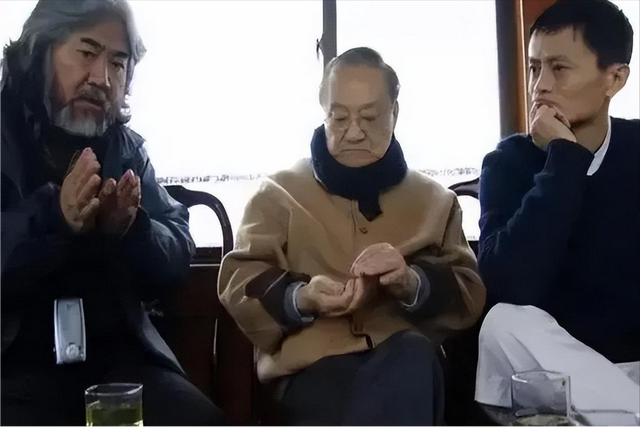 善恶终有报？74岁的张纪中给了杜星霖一切的爱，却没换来一声感激