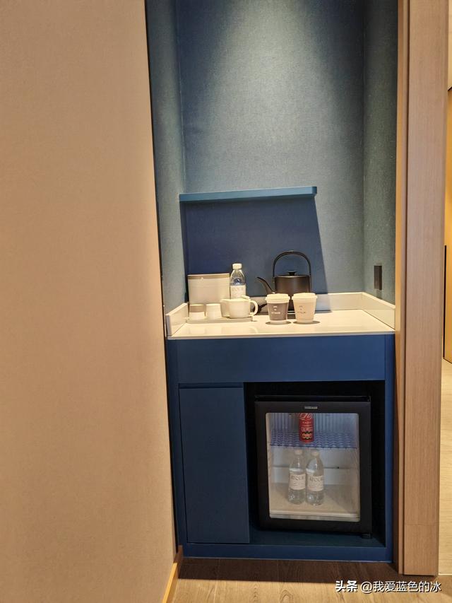 邯郸到邢台半个小时的路却两个小时才到，绿皮车一晚点就开始摆烂