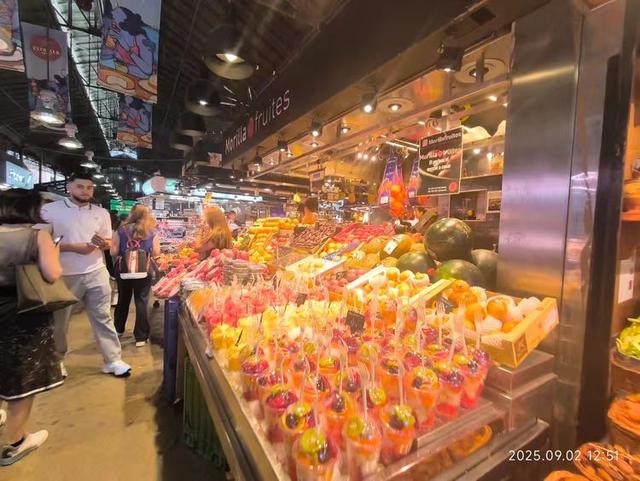 游览西班牙巴塞罗那农贸市场
