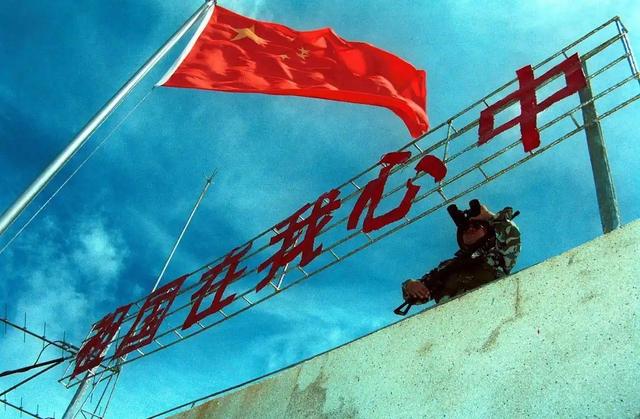 特朗普终于回应了，想一句话就镇住场子	，解放军离登岛只差一步！