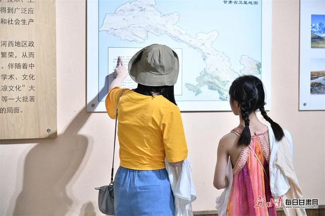 新甘肃 | 敦煌：大漠深处人气旺 阳关古韵漾新风