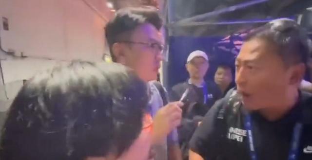 两岸代表团爆发冲突，对方划伤大陆人员，嚣张嘴脸曝光，官方出手