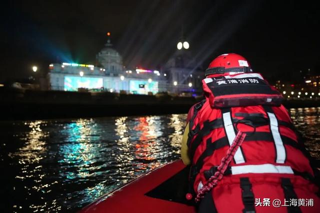 台前梦幻，幕后守护！原来这就是上海旅游节大巡游的“双面魅力”