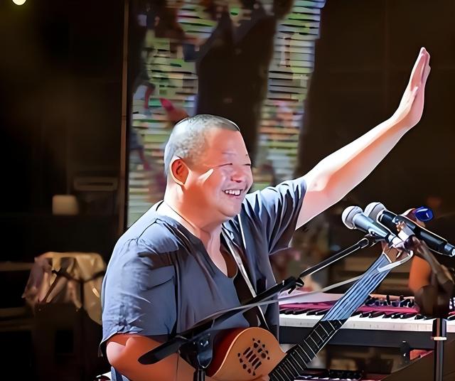 她连续5次上春晚，私下却和恩师同居怀孕被骗流产，现在57岁单身