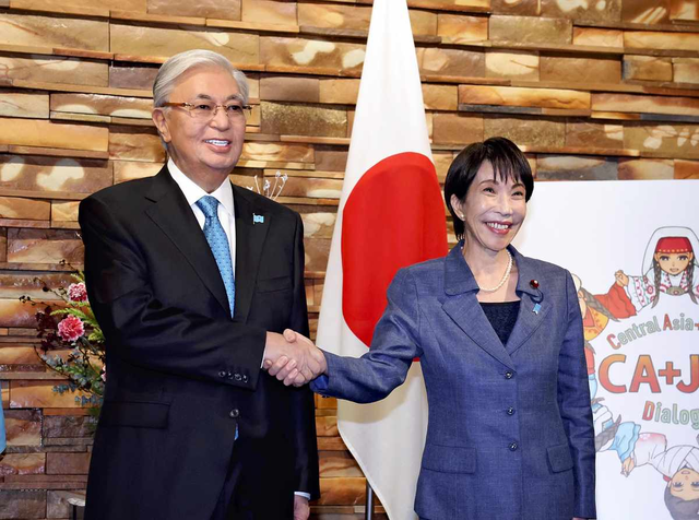 对华反击计划启动了？高市早苗换个方向出招，日本将手伸向中亚