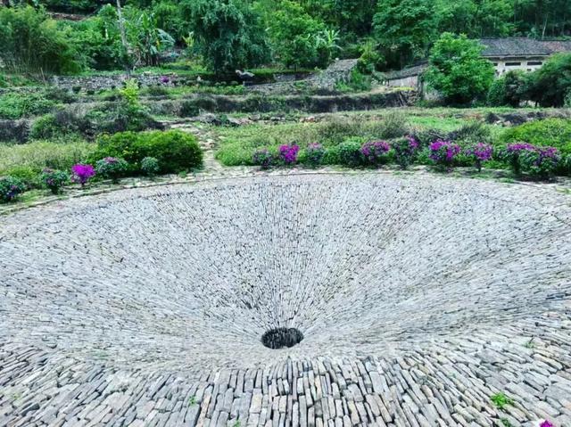 乘坐高铁至兴义南站的旅客，可享受这项旅游优惠→